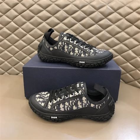 dior b28 sneaker|b22 Dior sneakers for women.